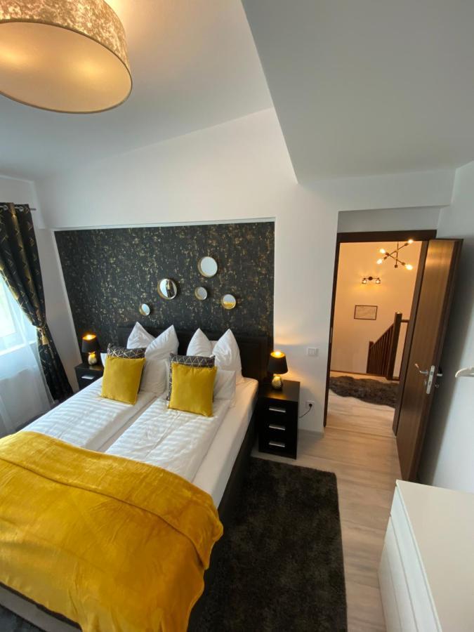 Holiday House Rasnov Экстерьер фото